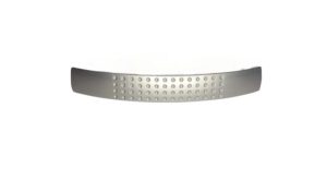 Tiradera satinada con puntos 128mm